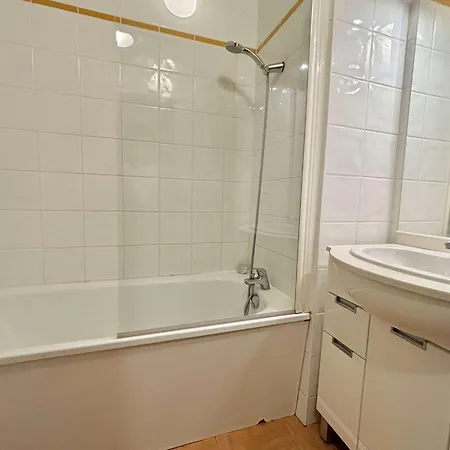 Apartment 3 Pieces Avec Piscine Et Parking A - 6 Pers - Fr-1-603-99